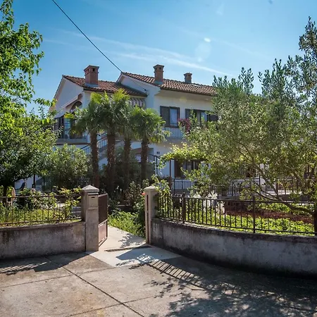 Ana Apartment Bajcici