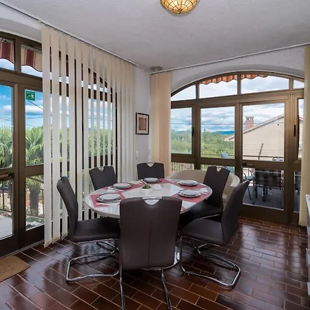 Ana Apartment Bajcici