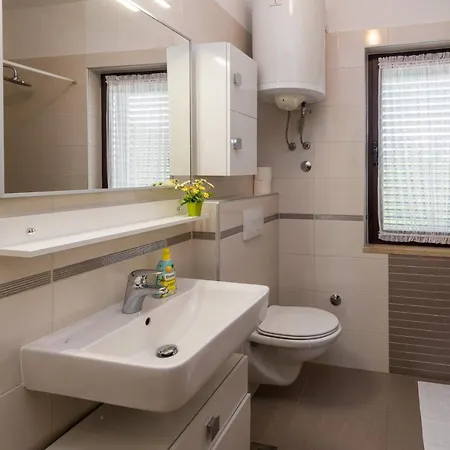 Ana Apartamento Bajcici
